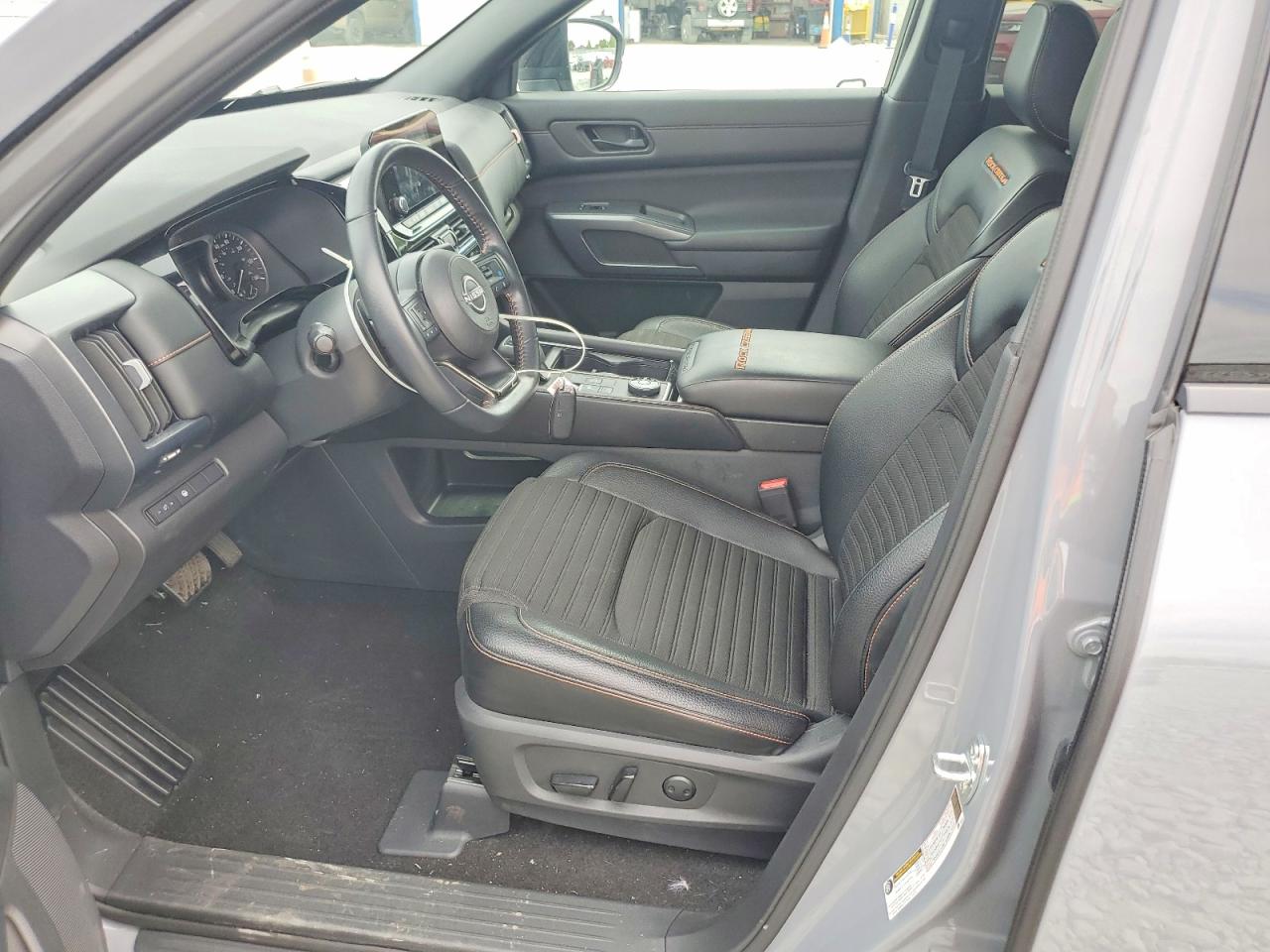 Nissan Pathfinder Rock Creek