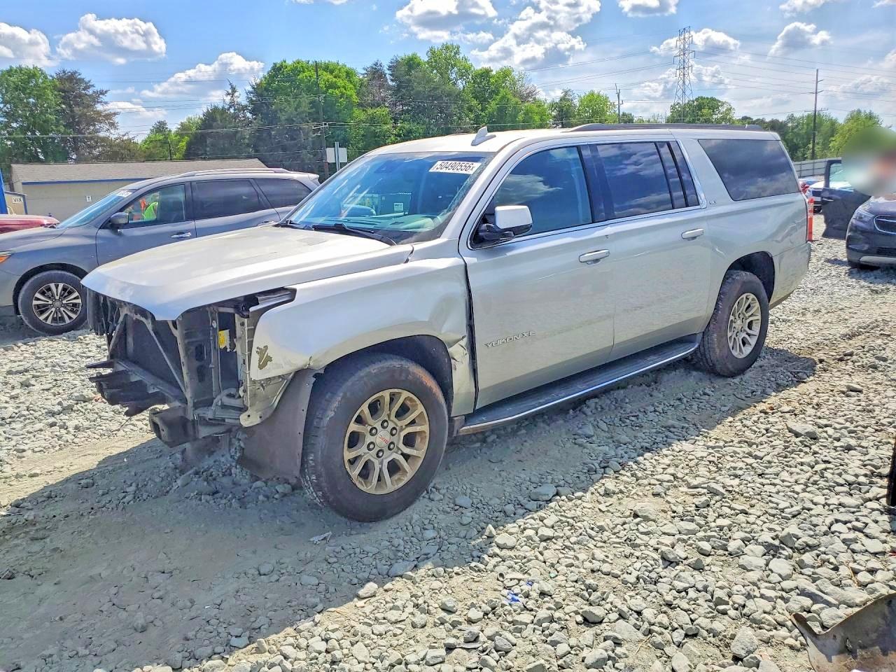 Salvage GMC Yukon Image