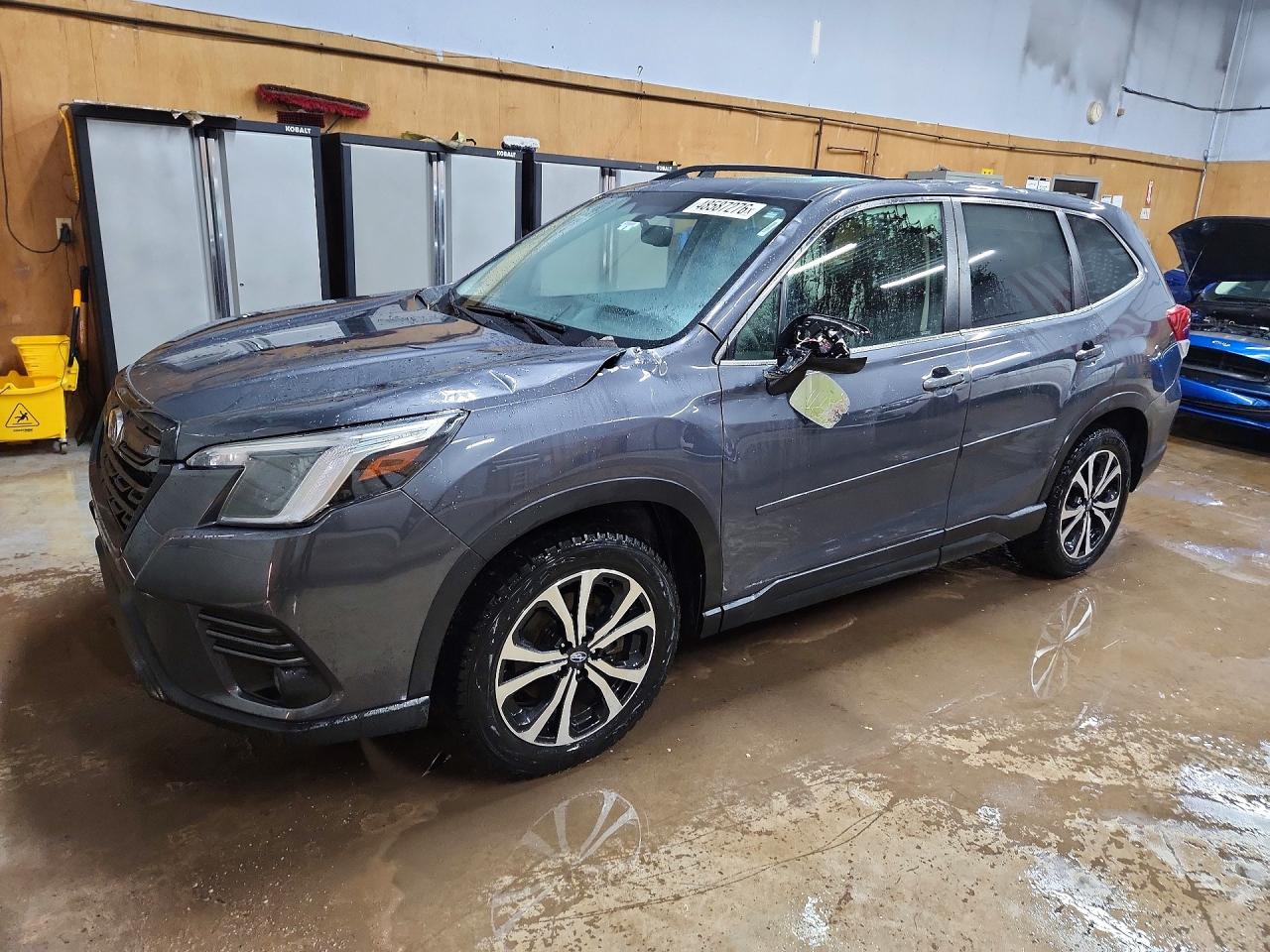 Salvage Subaru Forester Image