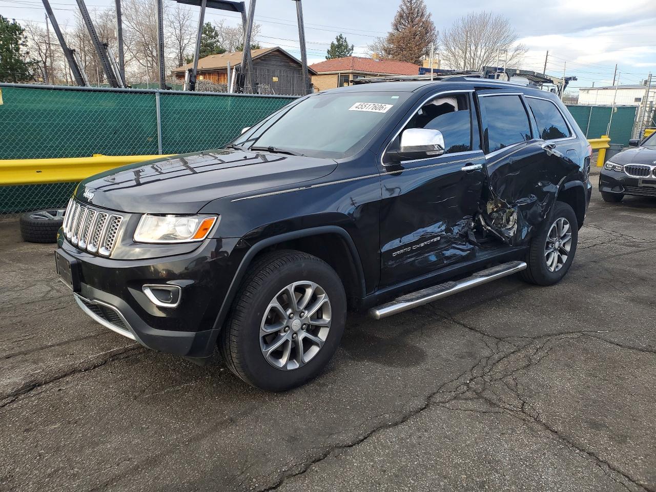 Salvage Jeep Cherokee Image