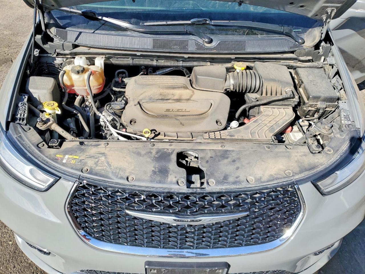 Chrysler Pacifica Touring L