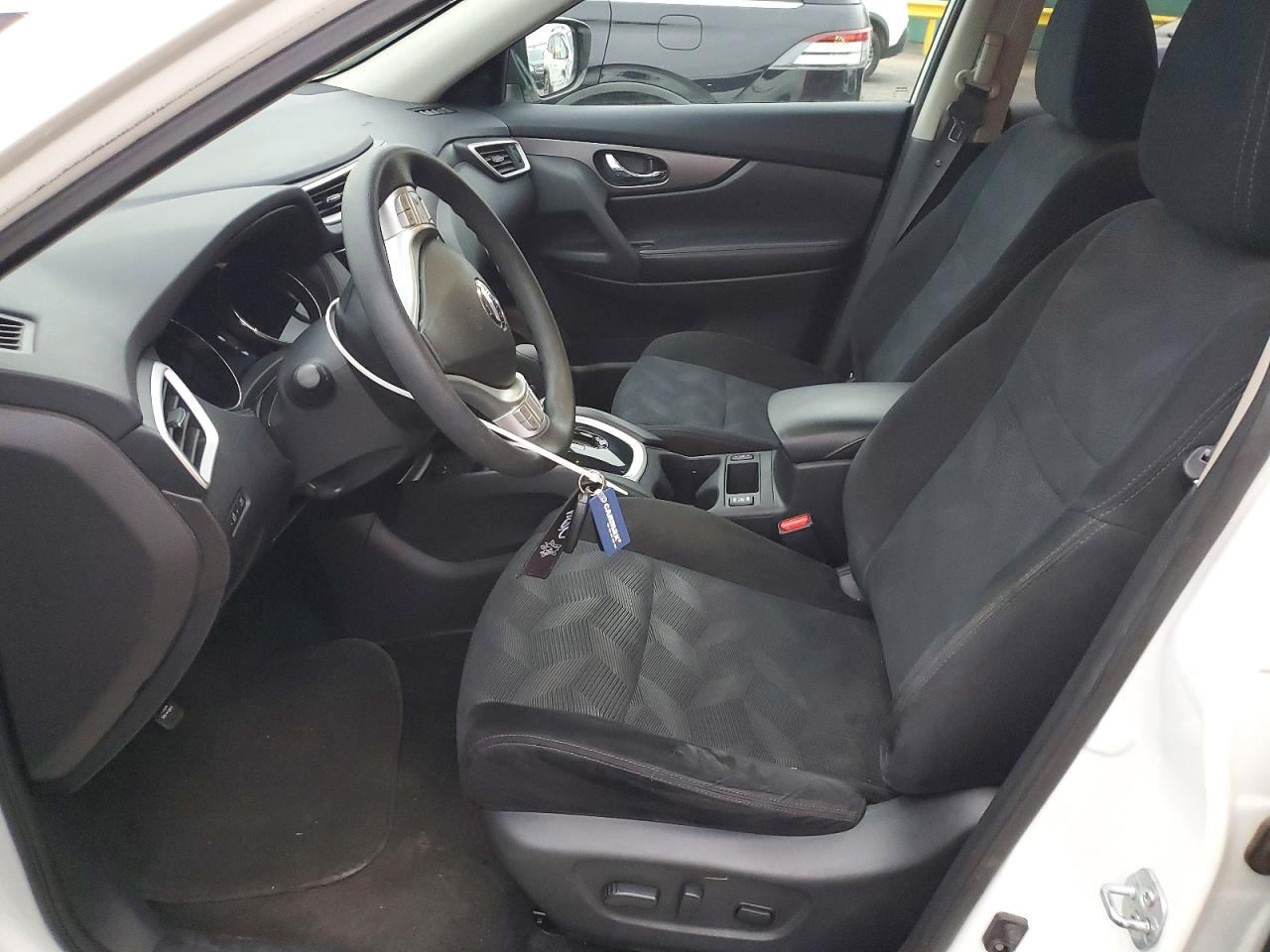 Nissan Rogue Sv