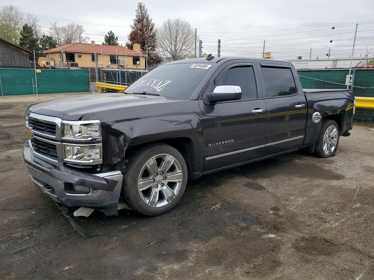 Salvage Chevrolet Silverado Image