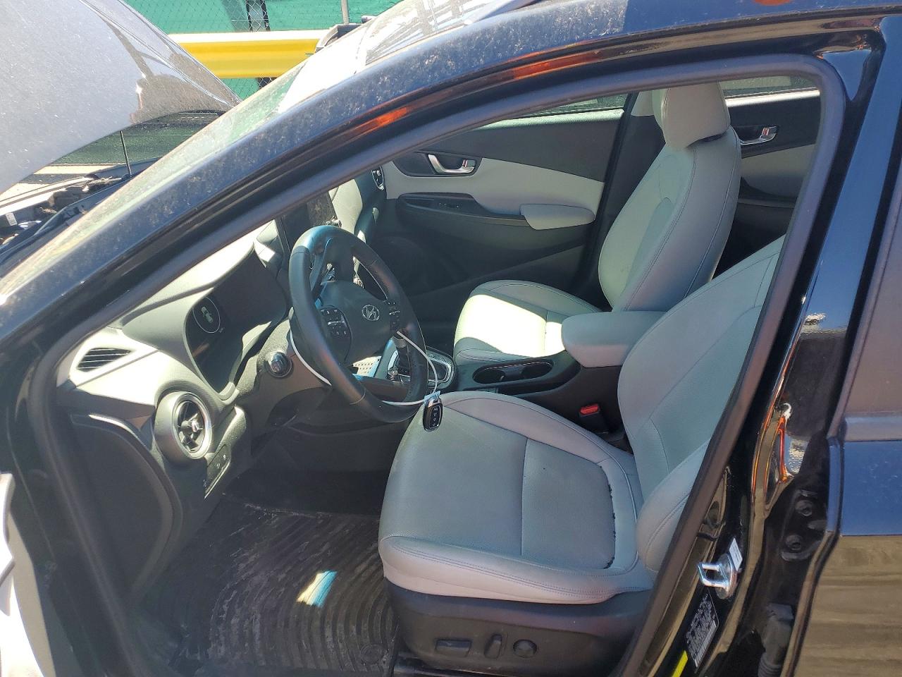 Hyundai KONA Limited