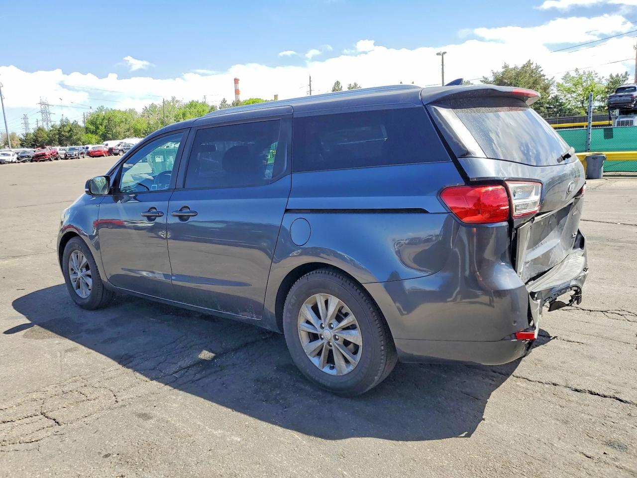Kia Sedona Lx