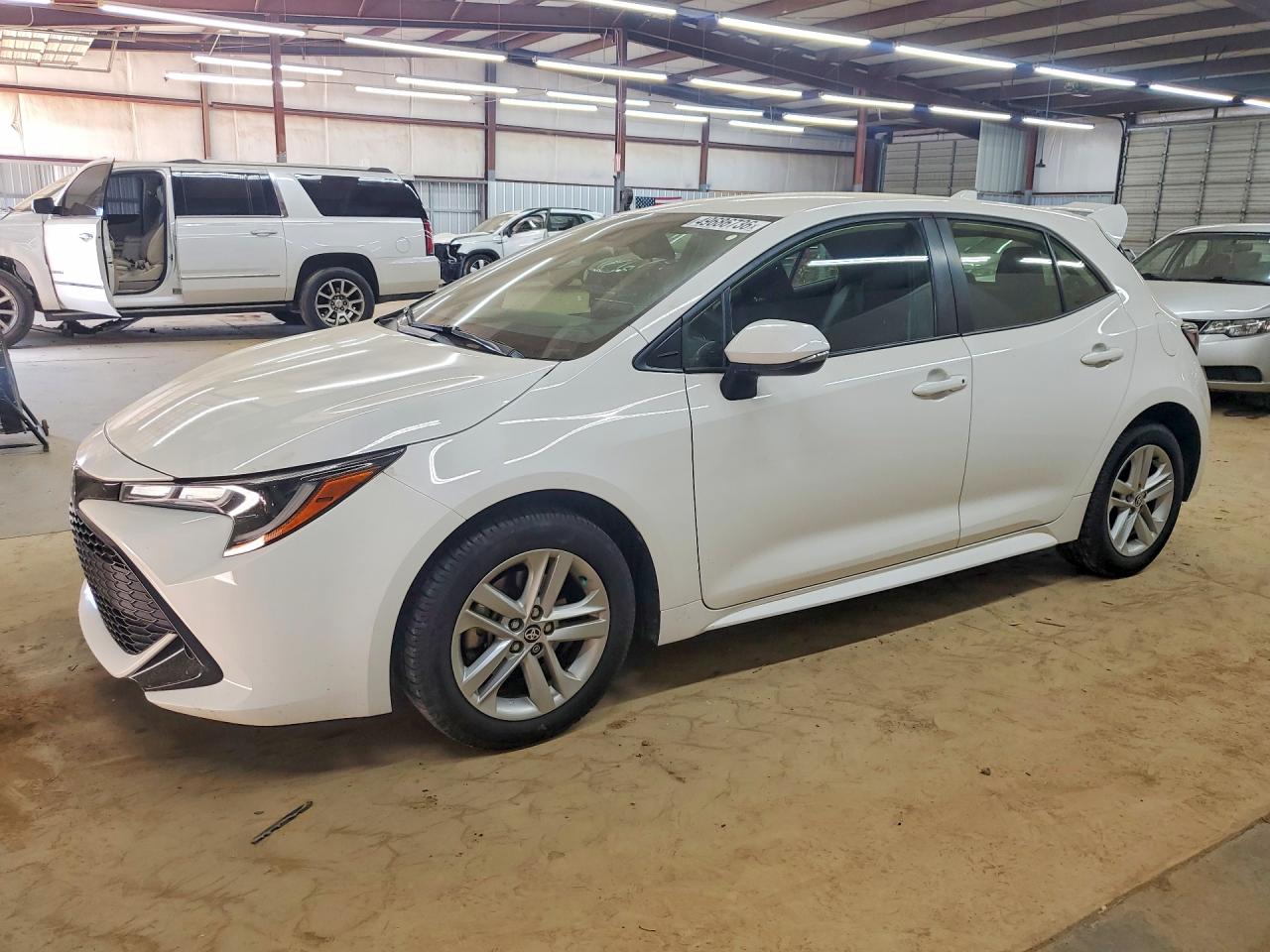 Salvage Toyota Corolla Image