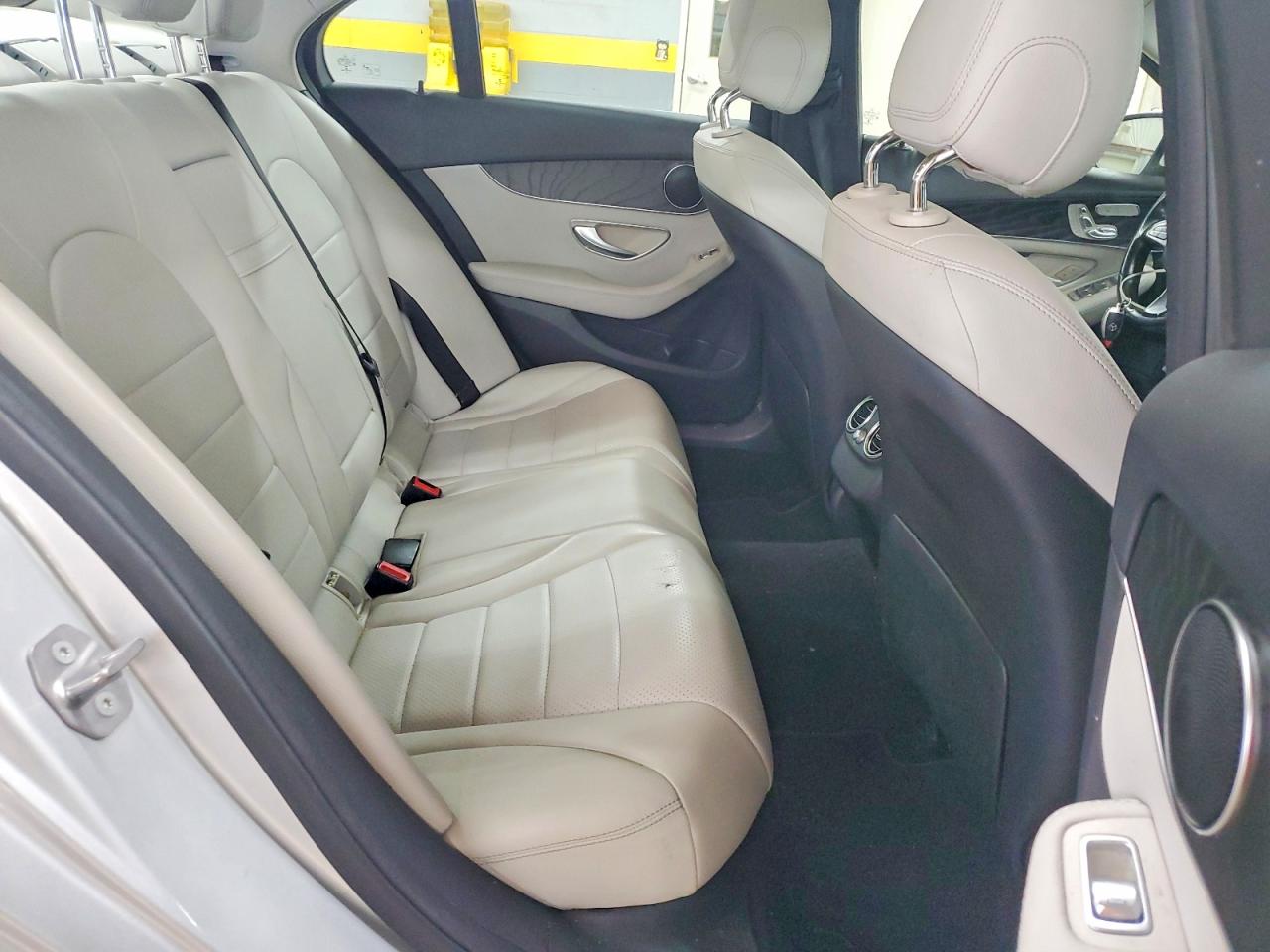 Mercedes-Benz C-Class 300 4matic