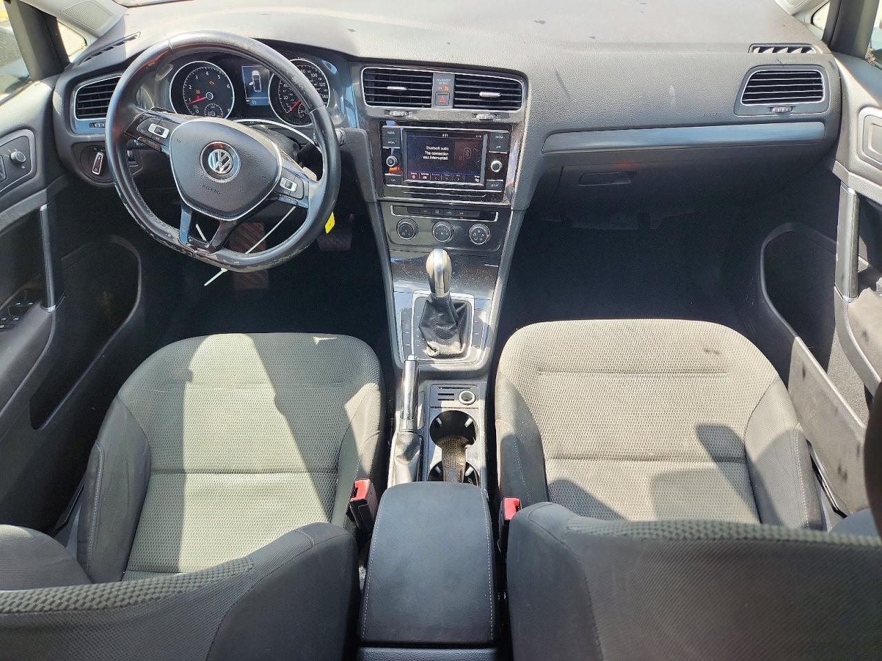 Volkswagen Golf S