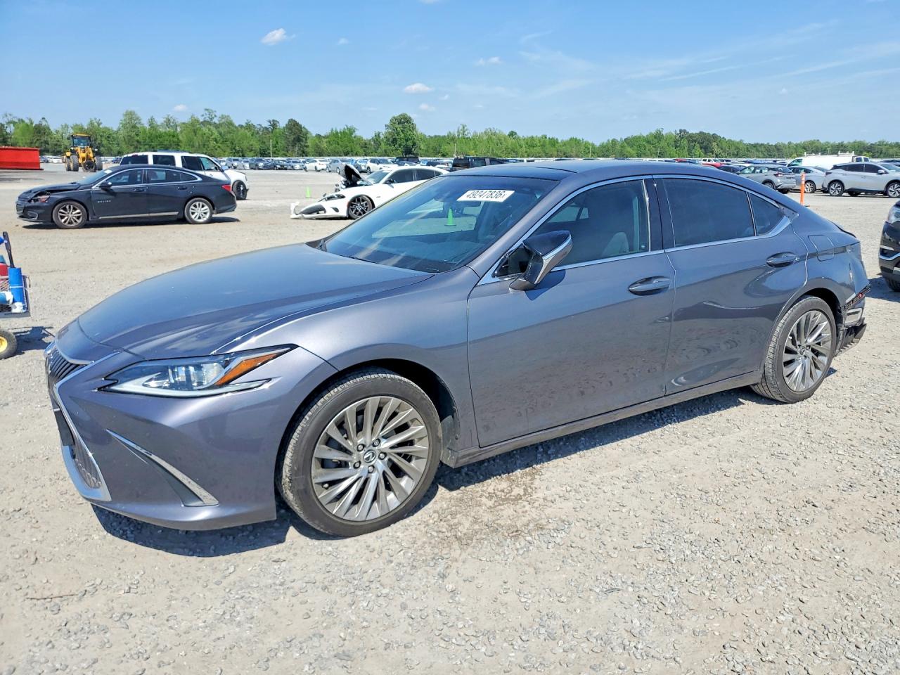 Salvage Lexus Es Image