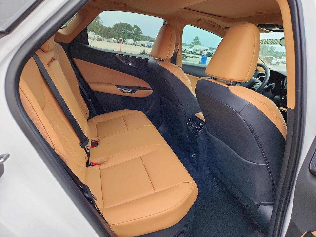 Lexus NX Premium