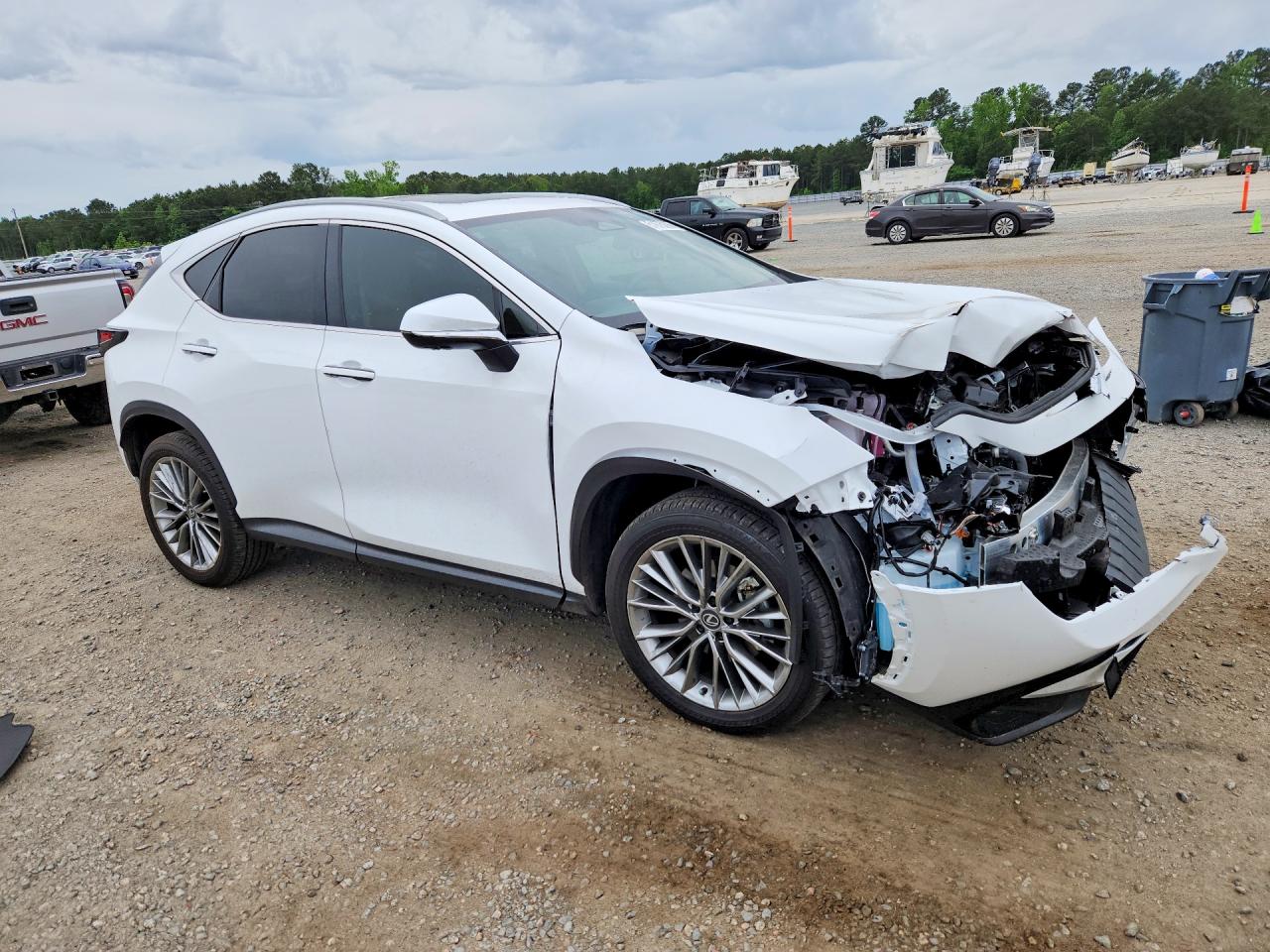 Lexus NX Premium