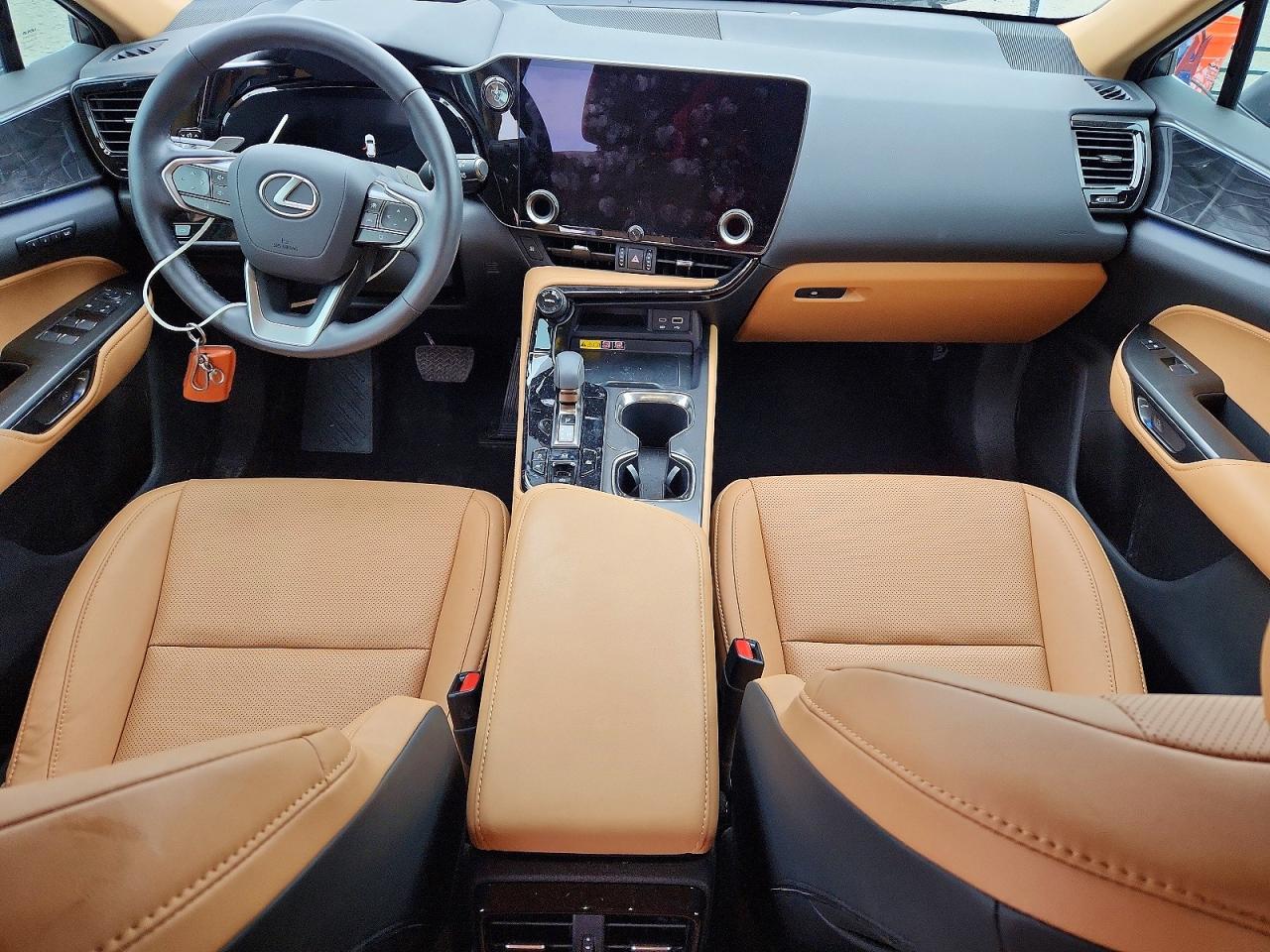 Lexus NX Premium