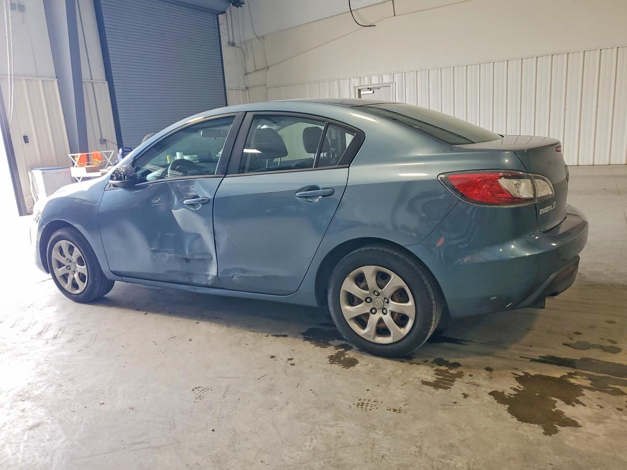 Mazda 3 I
