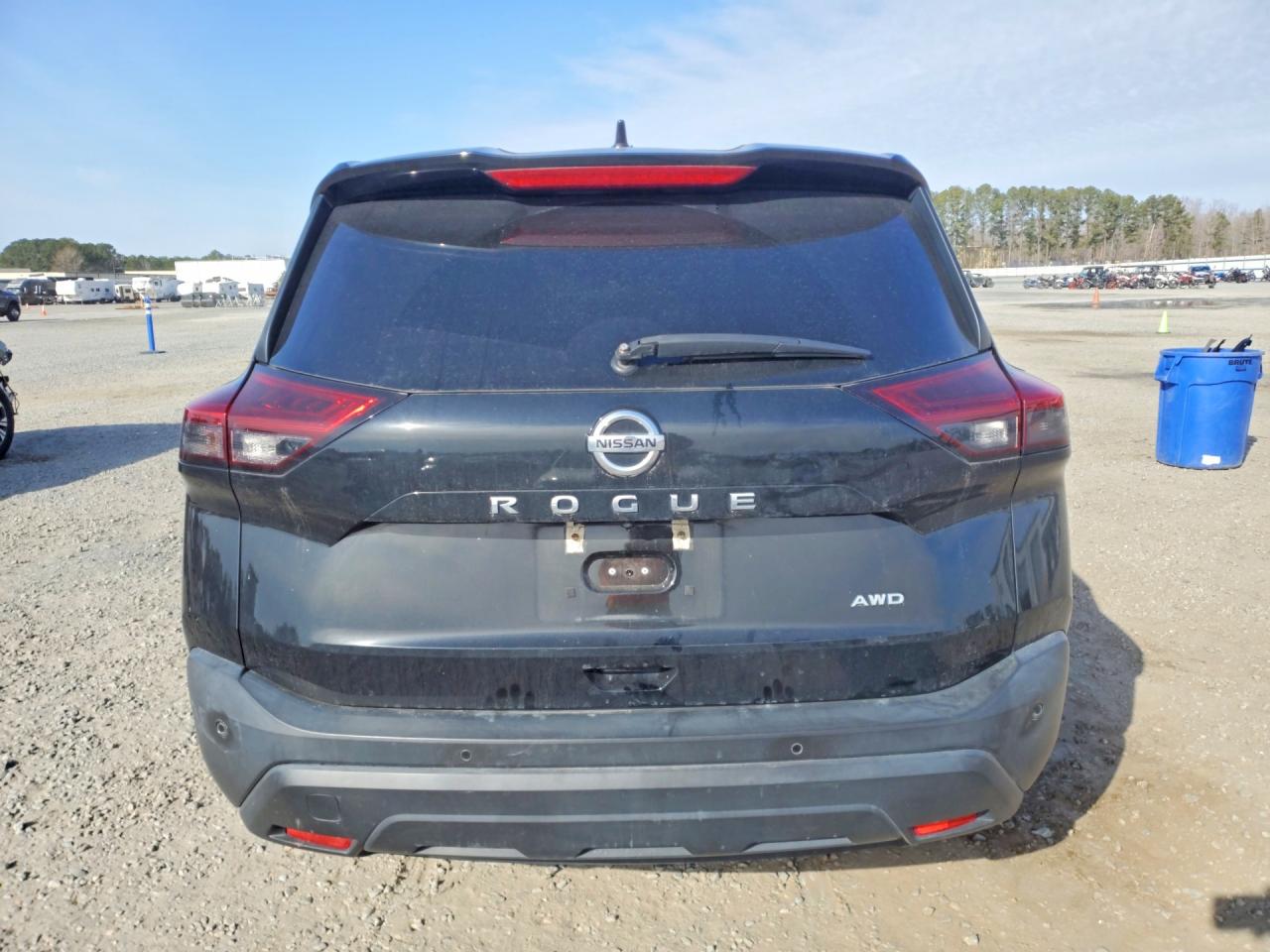 Nissan Rogue S