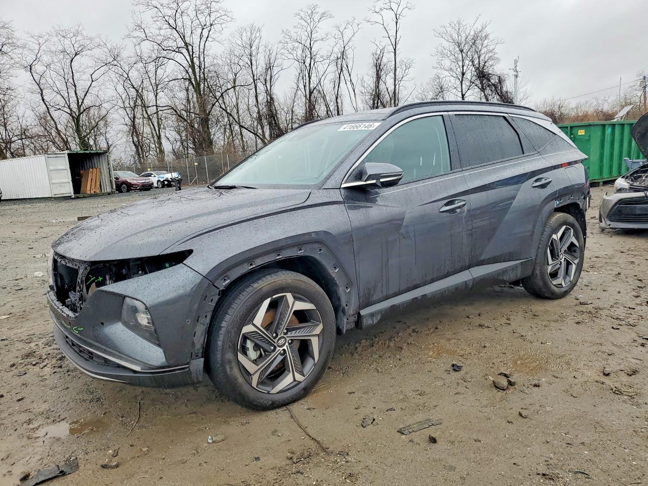 Salvage Hyundai TUCSON Image
