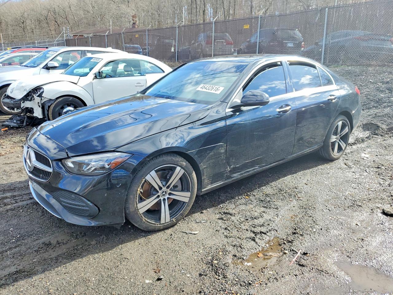 Salvage Mercedes-Benz C-Class Image