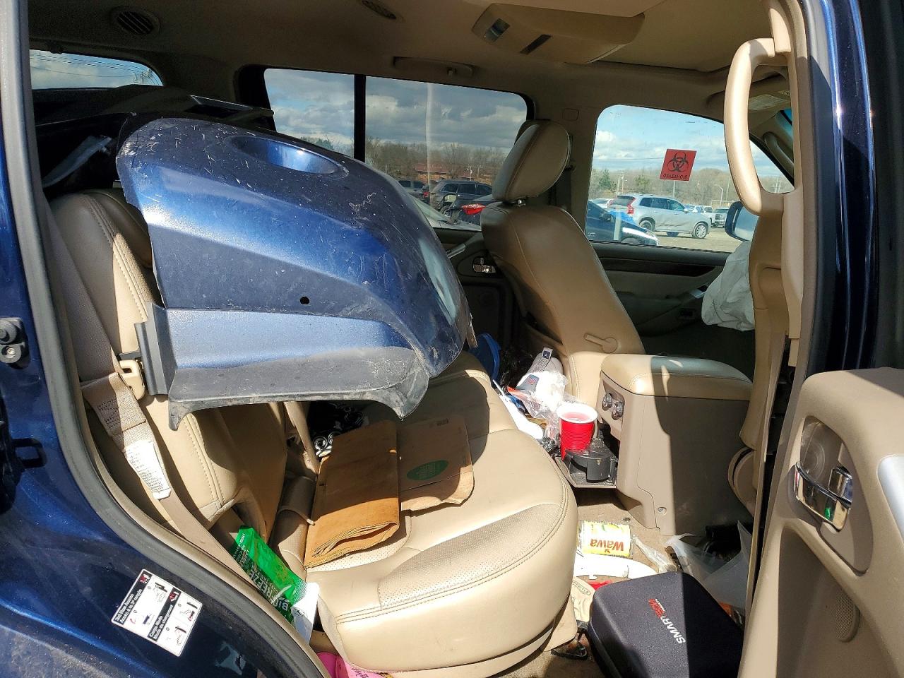 Nissan Pathfinder S
