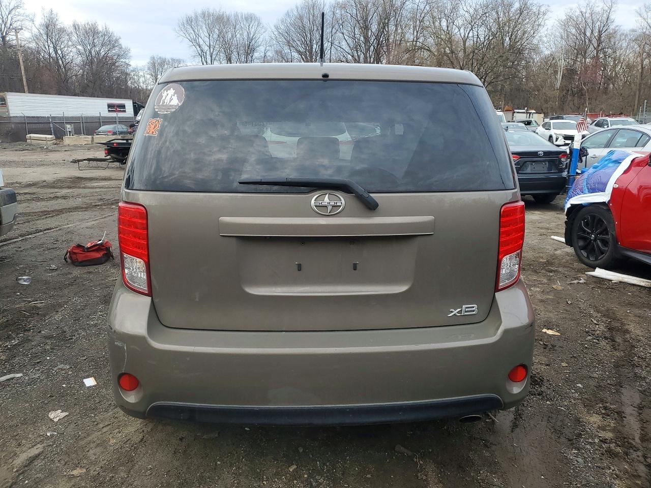 Scion xB Base