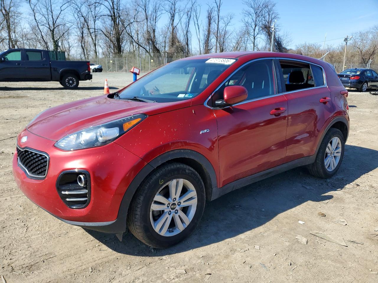 Salvage Kia Sportage Image
