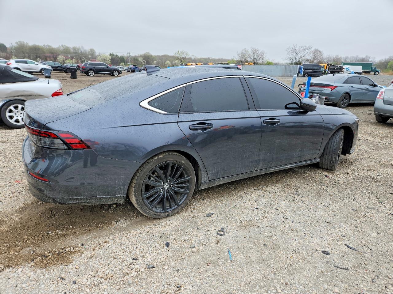 Honda Accord Touring Hybrid