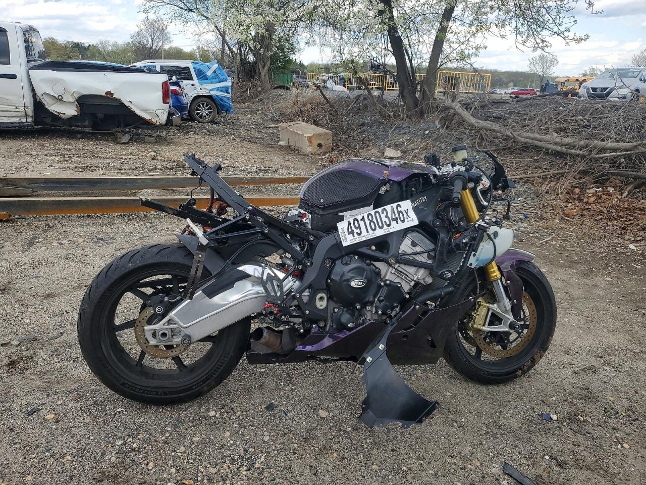 Salvage BMW S Image