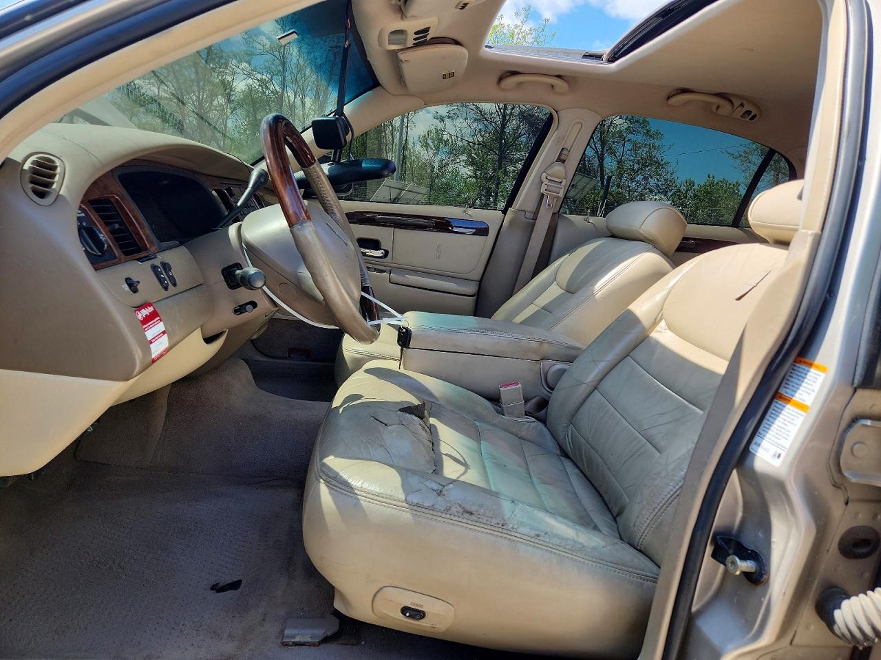 Lincoln Towncar Signature
