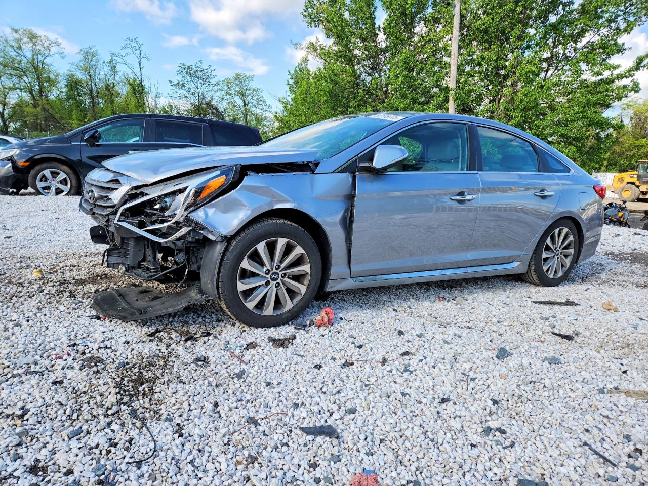 Salvage Hyundai SONATA Image