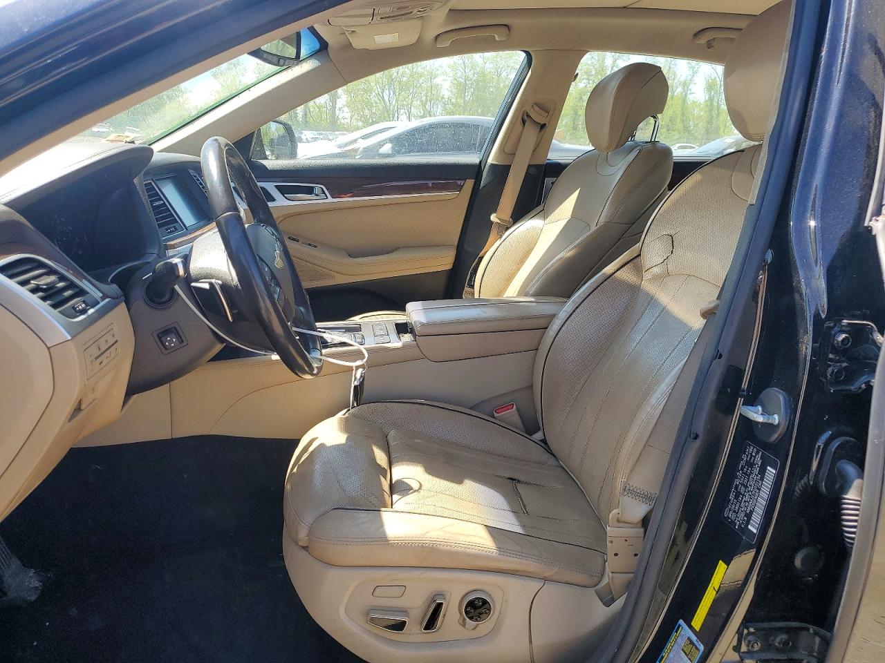 Hyundai Genesis 3.8l