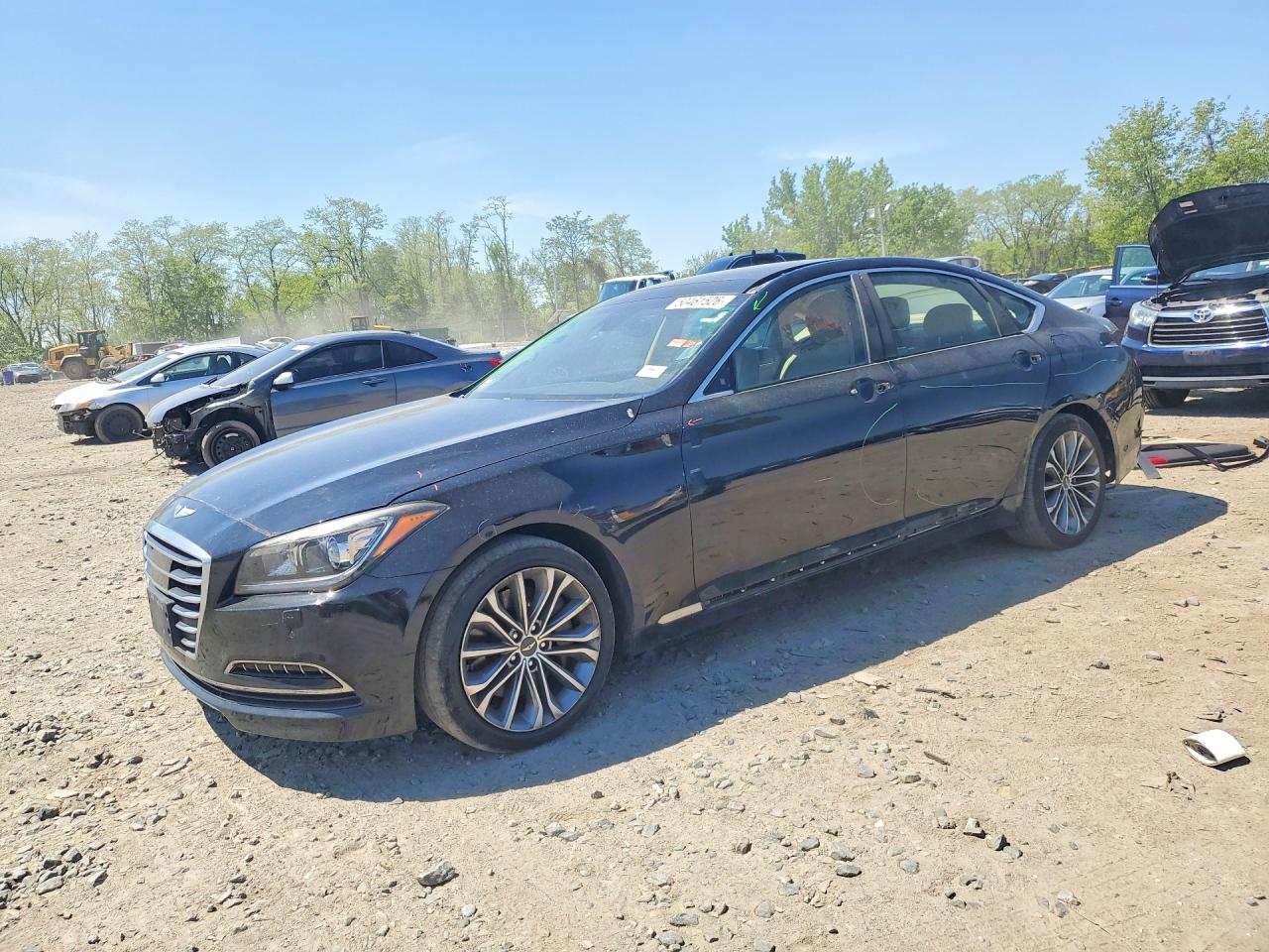 Salvage Hyundai Genesis Image