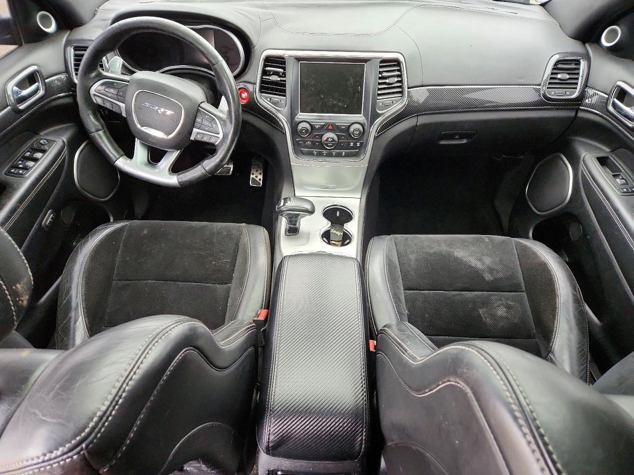 Jeep Grand Cherokee Srt-8