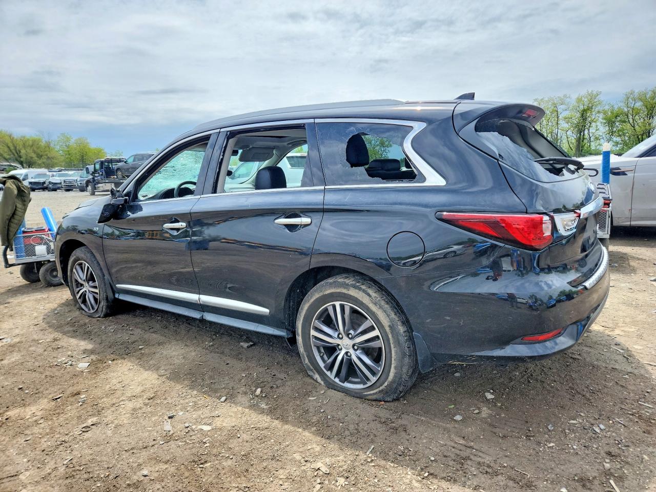 INFINITI Qx Base