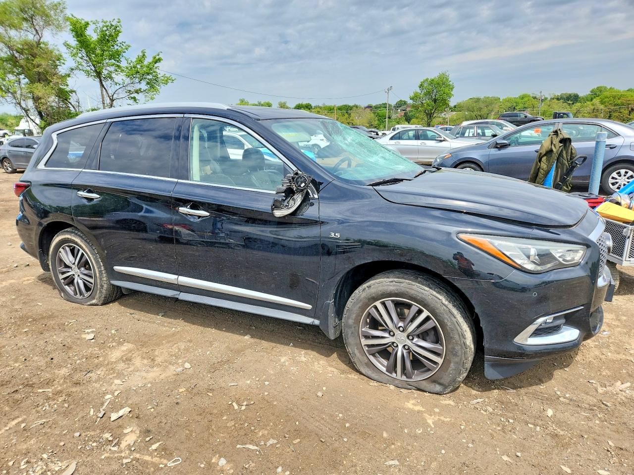 INFINITI Qx Base