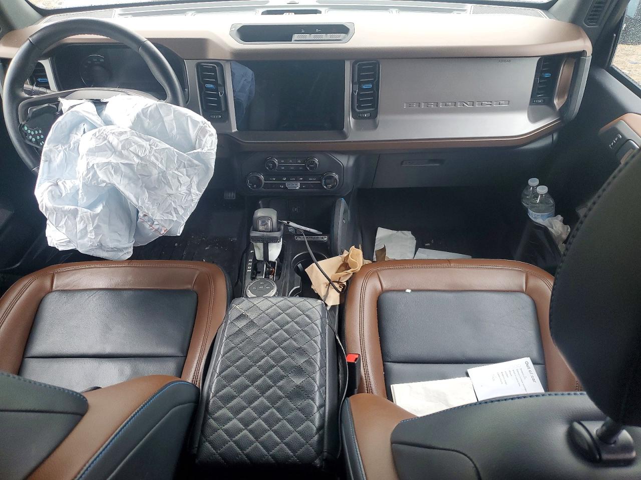 Ford Bronco Base