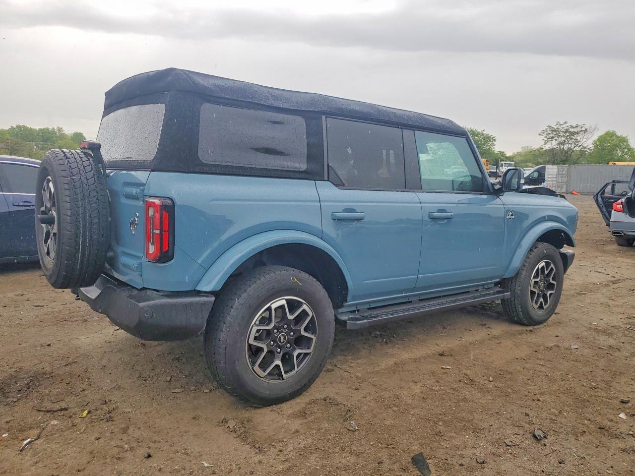 Ford Bronco Base