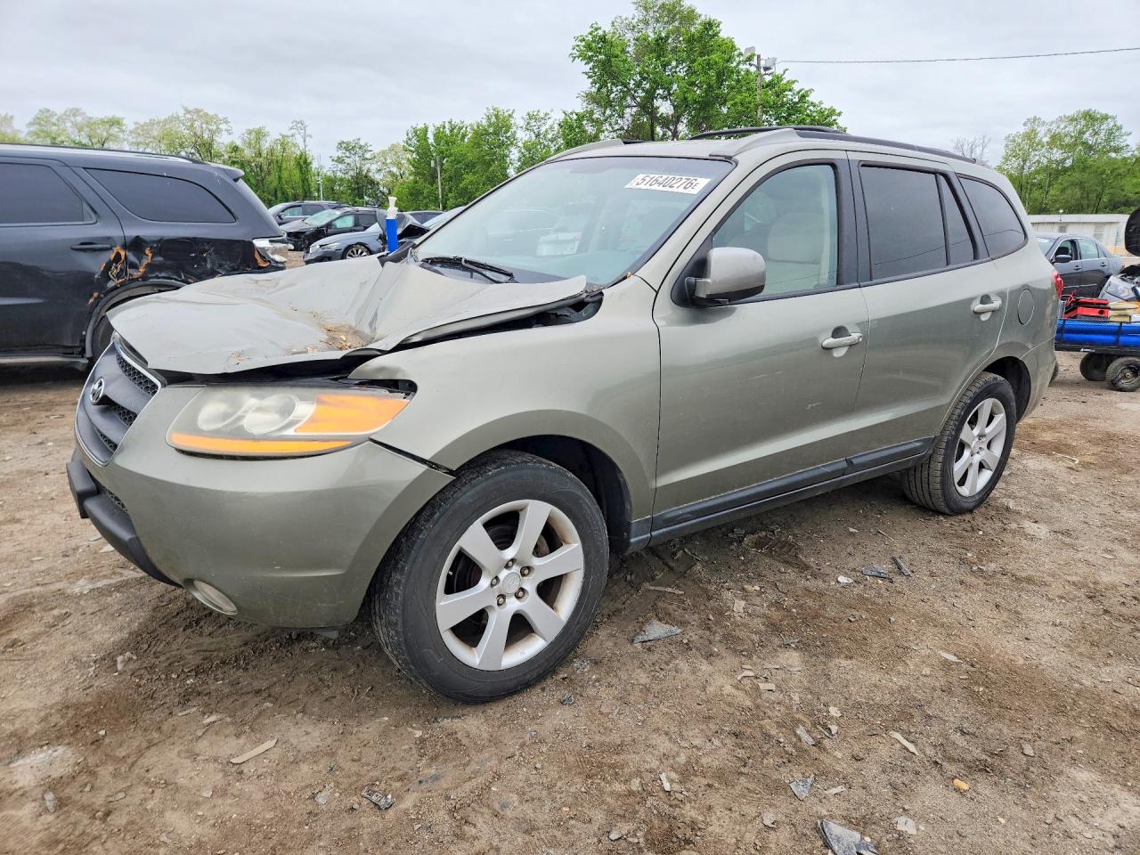 Salvage Hyundai SANTA FE Image