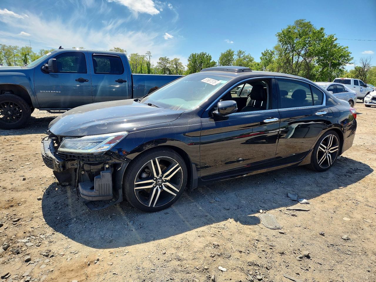 Salvage Honda Accord Image