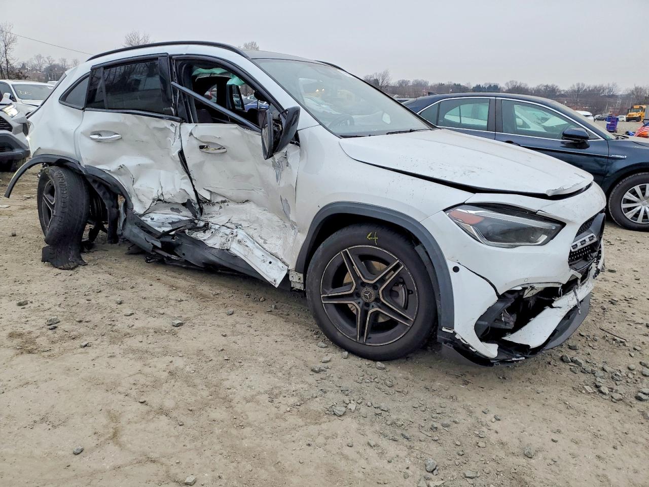 Mercedes-Benz GLA 250 4matic