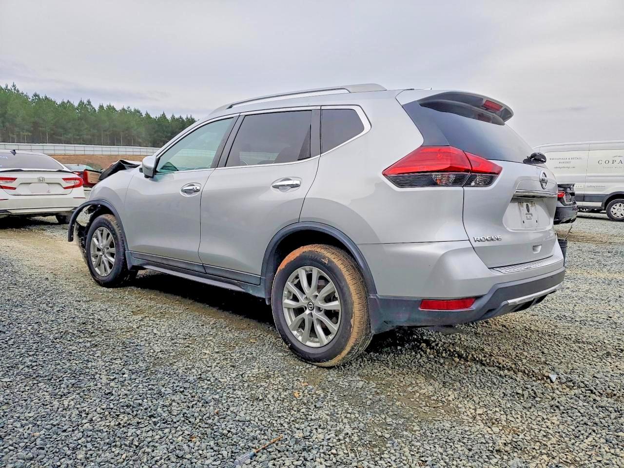 Nissan Rogue Sv
