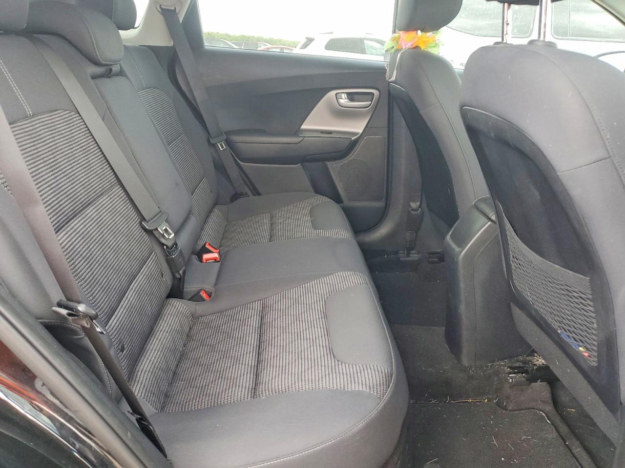 Kia Niro Lx