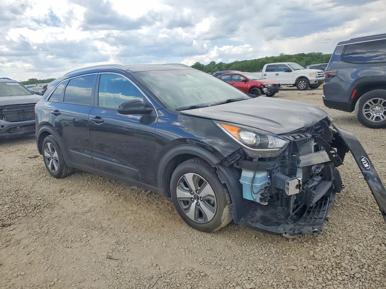 Kia Niro Lx