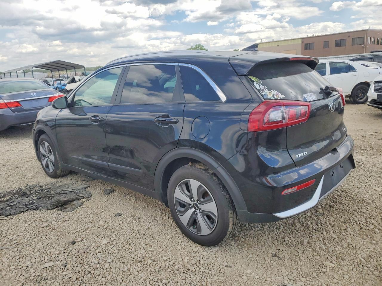 Kia Niro Lx