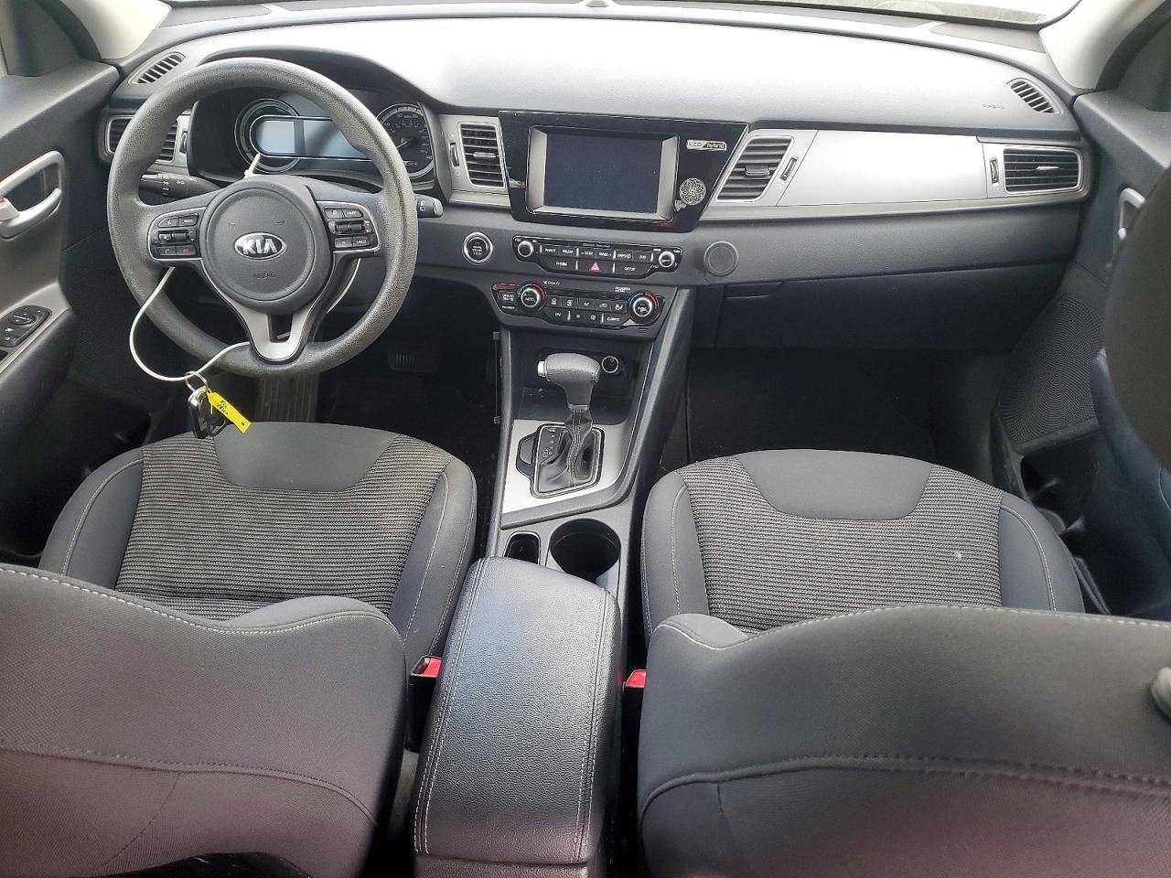 Kia Niro Lx