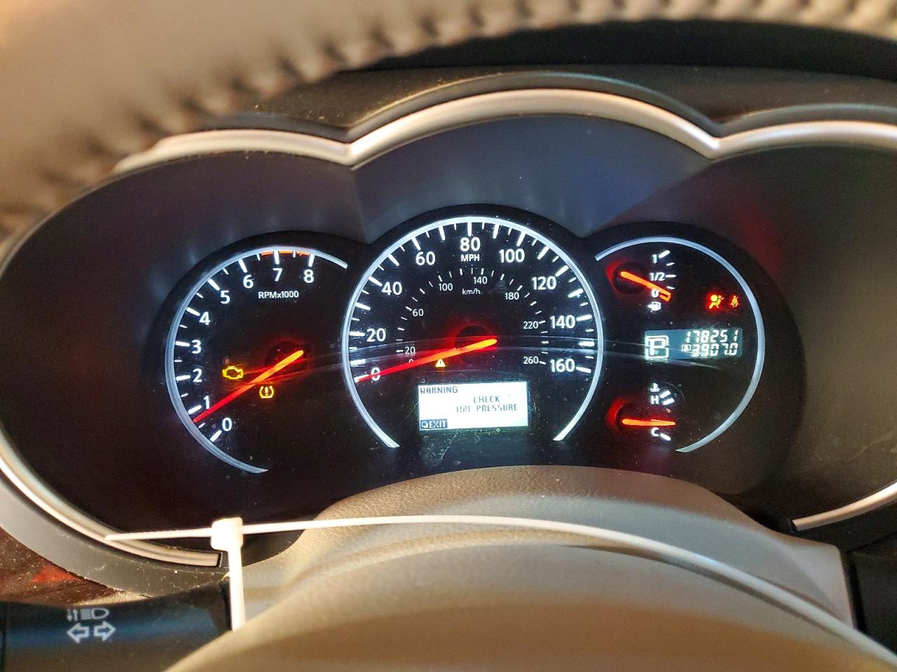Nissan Quest S