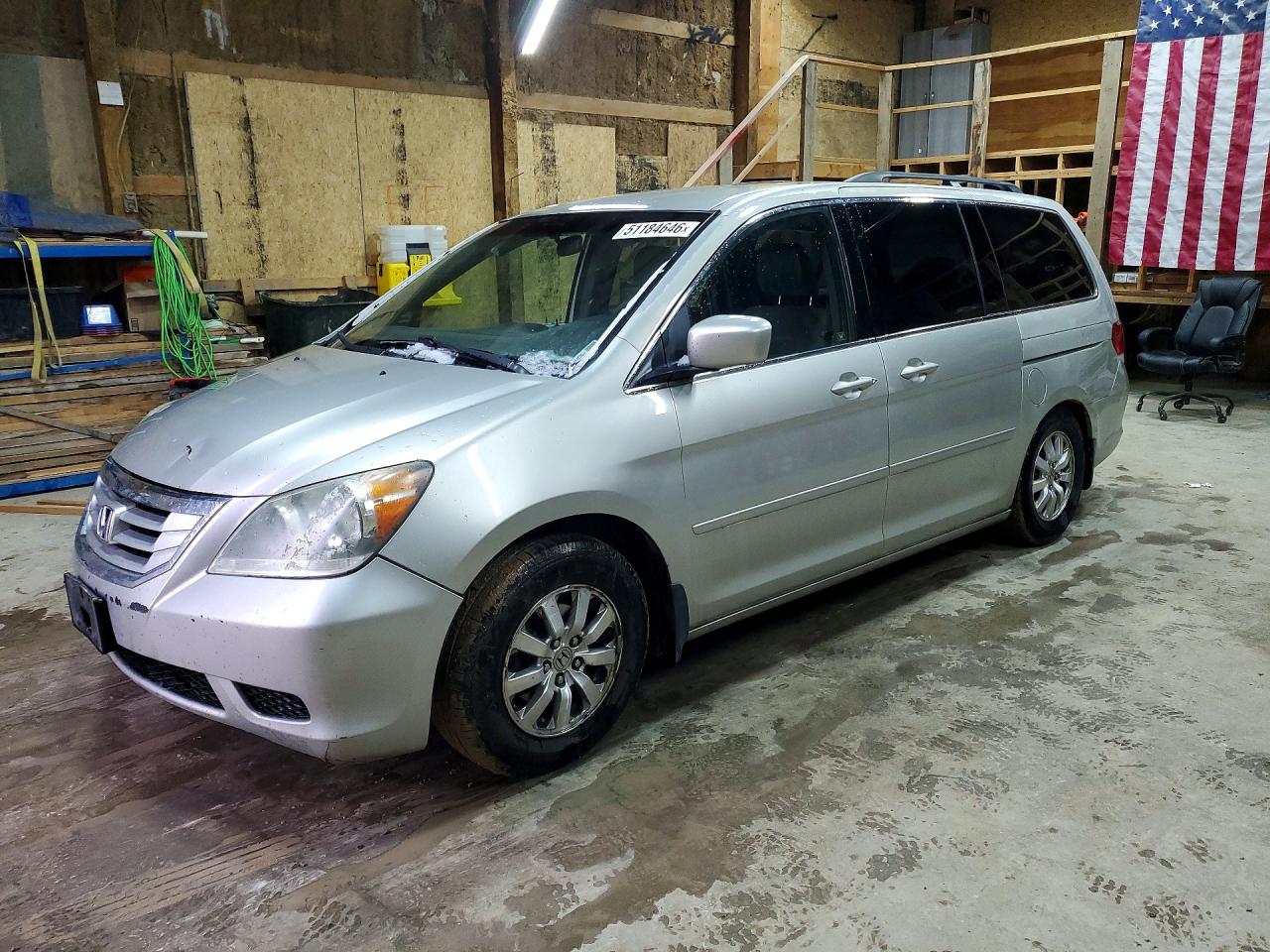 Salvage Honda Odyssey Image