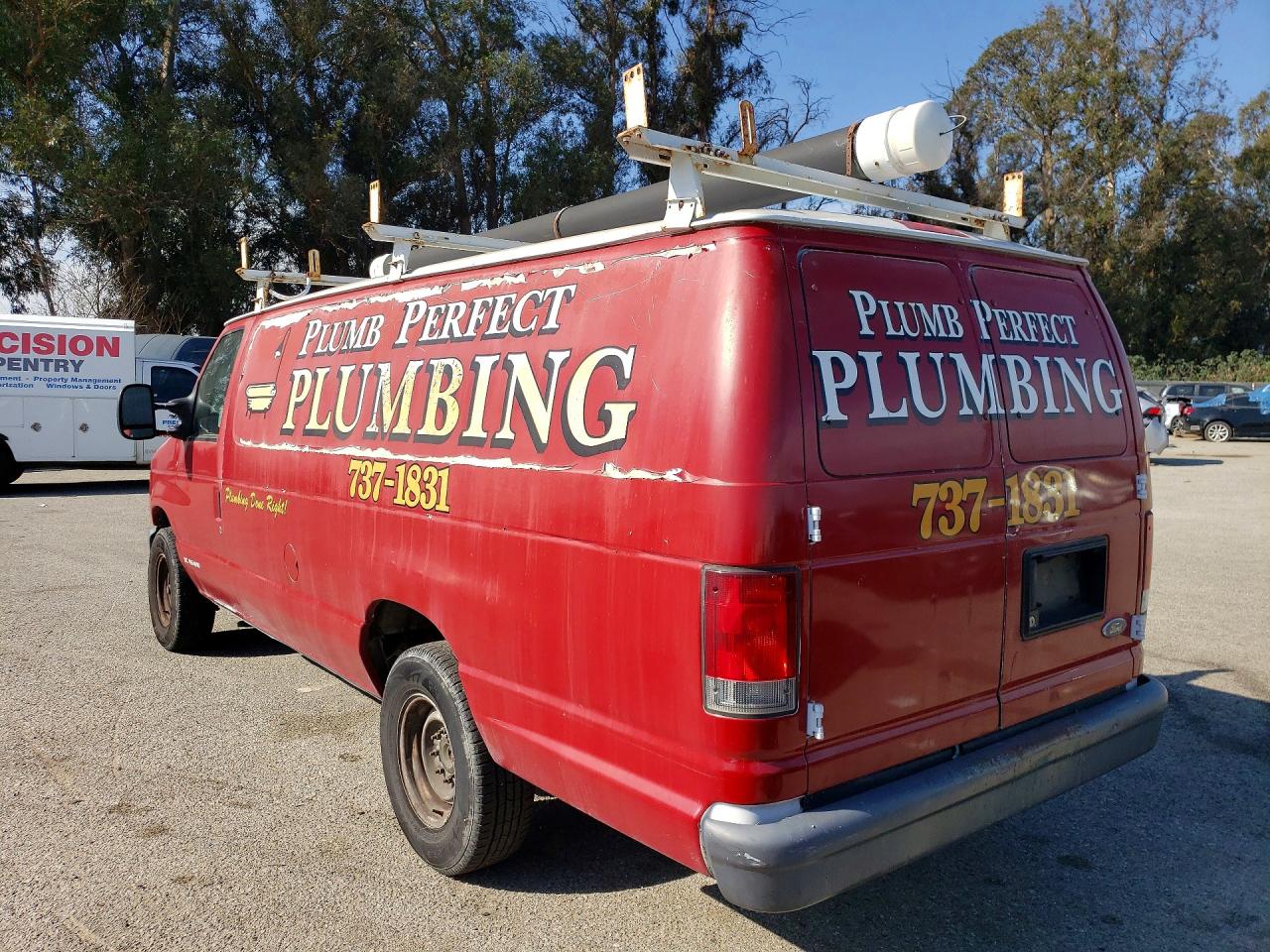 Ford Econoline E250 Van