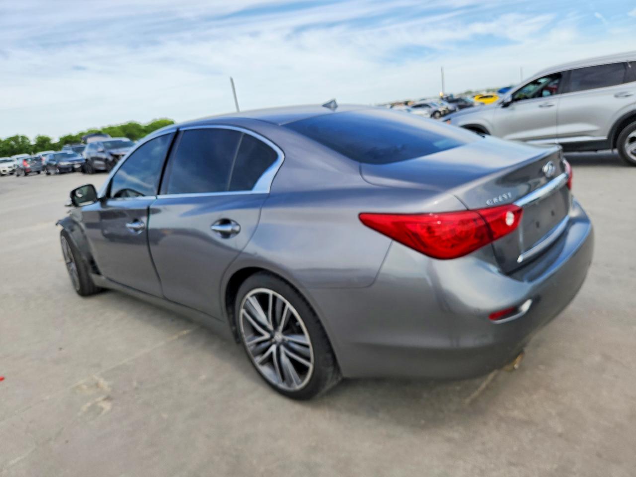 INFINITI Q50 Base