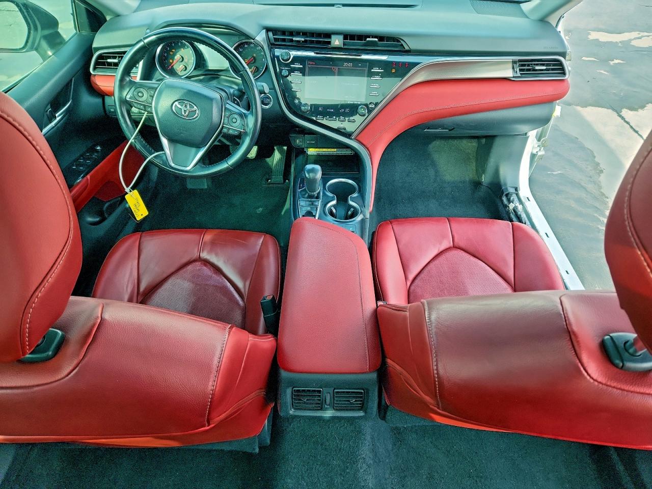 Toyota Camry Xse