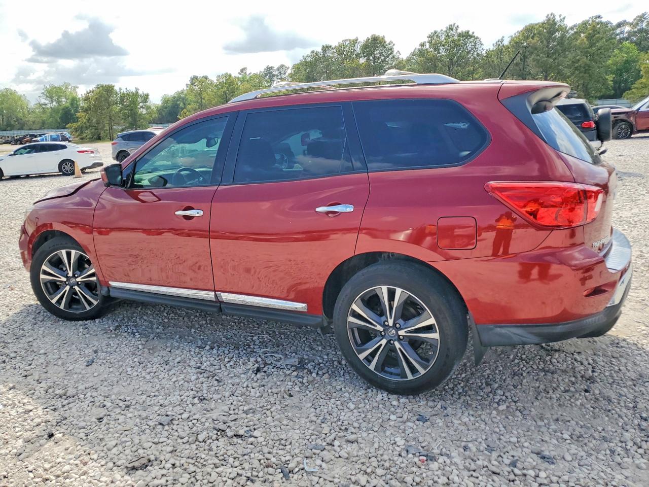 Nissan Pathfinder Platinum