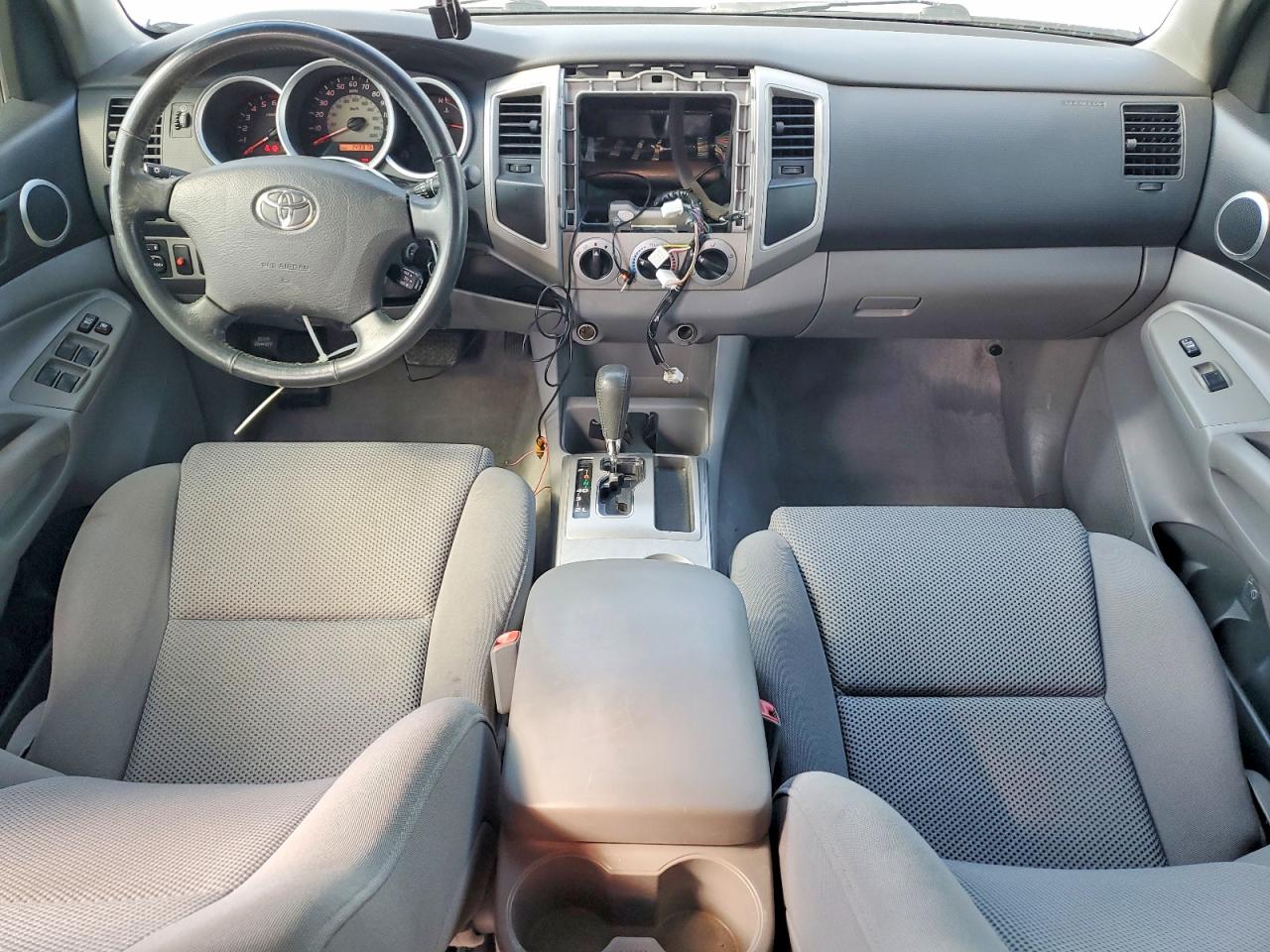 Toyota Tacoma Prerunner V6