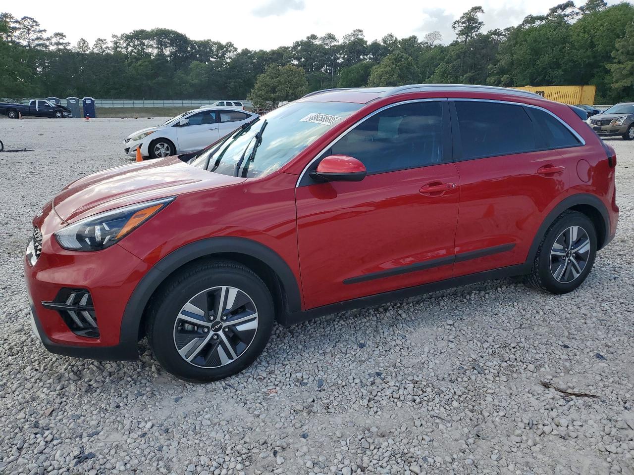 Salvage Kia Niro Image